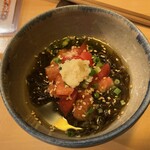 こんぶ - お出汁で食べるもずく 600円