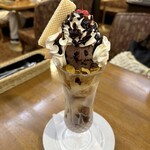 レストランBON - チョコレートパフェ(表)
