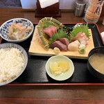 庄や - 夜の定食〔お刺身４点盛定食〕