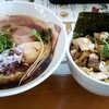 ボウルズキッチンオハナ - 料理写真:黒醤油ラーメン&まかない丼￥1250
