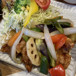 Rokabo Kafe Anzu - 週替わりランチ（鶏もも肉と彩野菜の黒酢あんかけ）
