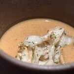 YAKITORI 燃 es - 鶏の茶碗蒸し、はなびらたけと鶏のビスク