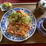 Tea House Kurinoki - キノコとポテトのキッシュ