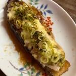 西作酒店 - ナスと豚肉チーズのせポン酢かけ