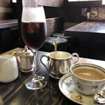 茜屋珈琲店 - アイスコーヒーとカフェオレ