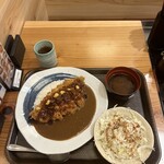 とんかつ まるや 極 - 辛口カツカレー定食（ご飯小）《準備完了》