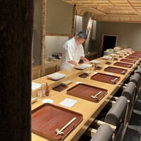 鳥匠 いし井 - 開店前の準備をする精悍な大将のお姿✩.*˚|ω･` )ﾁﾗｯ