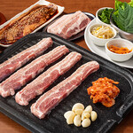 韩式烤猪五花肉 (1人份) ※可选择7种·附蔬菜套餐