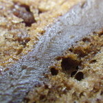 手作り感たっぷりの断面です。