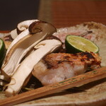 日本料理 幸庵 - 松茸とぐじの塩焼アップ