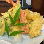 和利館 - 天ざるそば 1700円。