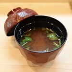 松寿司 - 赤出汁