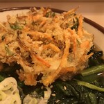 そばの神田 東一屋 - 野菜かき揚げに着目する。