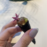 6 - アミューズ ネギトロのコルネ