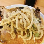 ラーメン たかはし - 極太のガツガツ麺は食べ応えがあります。