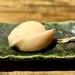 温石 - とにかく甘い！
      山梨産の白鳳。この桃、本当に美味しいな。