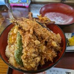 天ぺい - 上からの写真　鰯３匹、鰯の骨煎餅とピーマン、南瓜、茄子