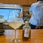 La Stalla - YASO TONICと次に出すものを考えるシェフ