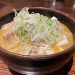 い志井 2-kai - 辛もつ煮込み豆腐