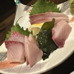 どこ - ブリ刺し