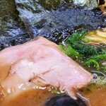 はじめ家 - ラーメン並(近景)