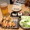 Oosaka Shinsekai Ganso Kushikatsu Daruma - 生ビール(大)、ウーロン茶、ジャンジャンセットの串カツ色々、おにぎり、ジャンジャンセットのもつ煮込み、キャベツ