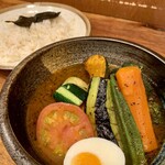 らっきょ＆Star - 季節野菜スープカレー　¥1,220
            ライス中　¥154