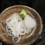 Tendon To Tenpura Soba Inaki - 薬味