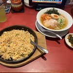 丸源ラーメン - 冷麺とランチ炒飯　野沢菜はサービスメニューです