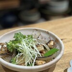 花 - やげん軟骨とたまねぎ、、、さっぱり  コリコリ！