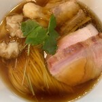 Ramen FeeL - 「特上醤油らぁ麺」(1700円)