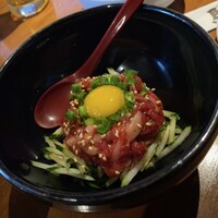 馬桜 下通り店 - 馬肉ユッケ