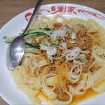 劉家 西安刀削麺 - 坦々刀削麺