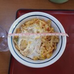 山田うどん - 超得山田セット（かき揚げ丼+ミニパンチ+たぬきうどん）940円　丼の直径16cm