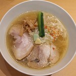 らぁ麺 恋泥棒 - 塩らぁ麺 1000円。