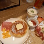 カフェ アクイーユ 恵比寿店 - 下段