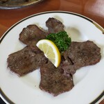 洋膳酒房 ひげ - 牛タン