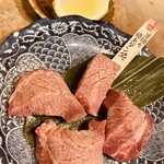 Gensen Wagyuu Yakiniku Hishimekiya - 