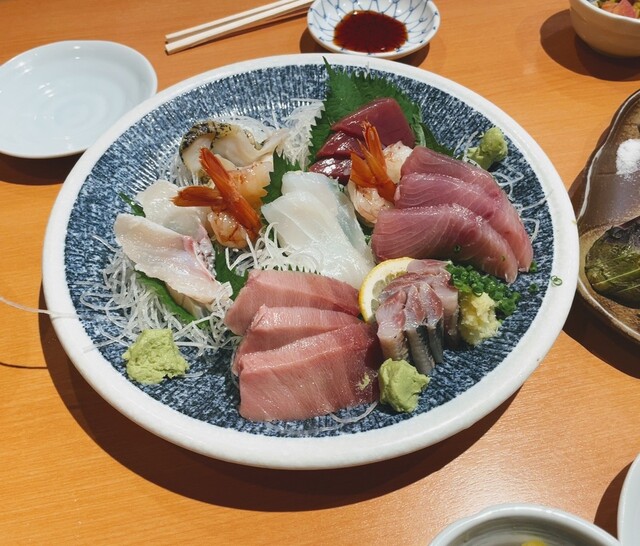Sushi Takanohane photo 3