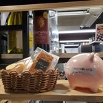 カジュアルフレンチBar 7FUKU - 豚さんに入れてね。