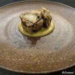 カーサ・デル・チーボ - 蝦夷あわびと海蘊のフリット ウニのソース