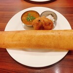Andhra Kitchen - ミニドーサとワダ