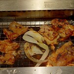 焼肉ライク ekie広島店 - お肉焼いています② (2023.07.25)