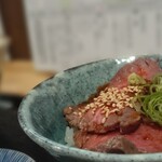 Sanuki Udon Marudo - ミニミニローストビーフ丼