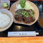 とん八 - 味噌ひれかつ定食