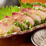 Directly delivered from Toyosu! ! Natural yellowtail marinated in sesame