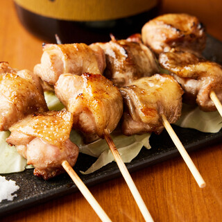 Excellent freshness! Use red chicken for breakfast! ! Plump [Yakitori (grilled chicken skewers) and Hot Pot pot]