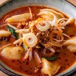 Kinnogyouza Sakaba - 担々スープ餃子