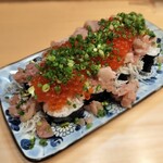 朝から夜まで魚屋&魚酒場いち富士 - 海鮮のっけ寿司