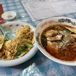 鳳儀亭飯店 - 天津丼と担担麺